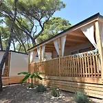 Mobile Homes Sara - Camping Turanj , Adriatic , Dalmatia *