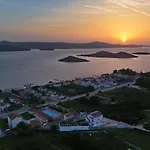 Mobile Homes Sara - Camping Turanj , Adriatic , Dalmatia 营地 图兰杰
